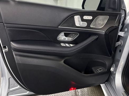 Used 2024 Mercedes-Benz GLE 450 4MATIC w/ AMG Line Exterior image 8