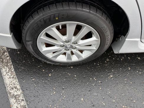 Used 2010 Toyota Corolla S FWD image 27