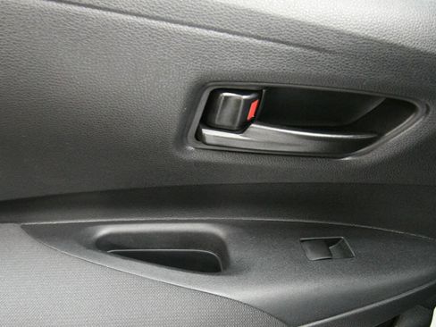 Used 2023 Toyota Corolla LE FWD image 21