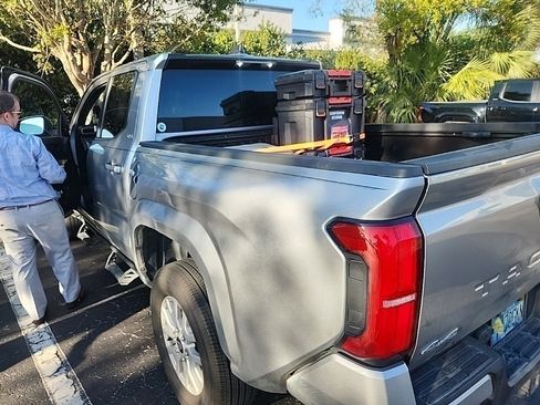 Used 2024 Toyota Tacoma SR5 image 5