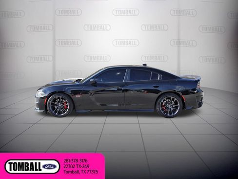 Used 2020 Dodge Charger Scat Pack w/ Plus Group RWD image 5