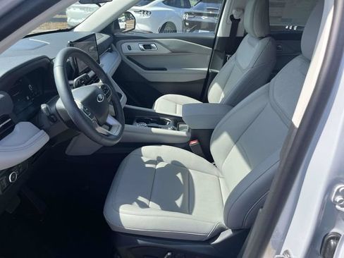 New 2026 Ford Explorer Active w/ Active Comfort Package AWD/4WD image 10