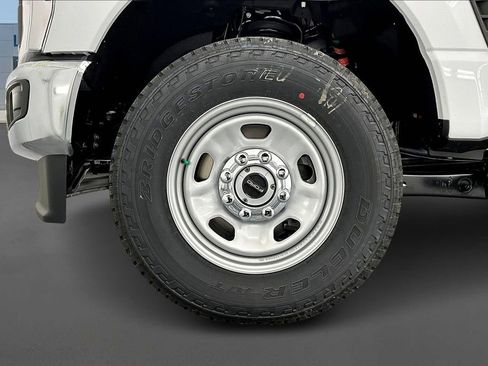 New 2026 Ford F350 XL w/ 360-Degree Camera Package image 13