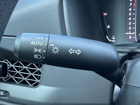 Used 2025 Honda Accord LX image 27