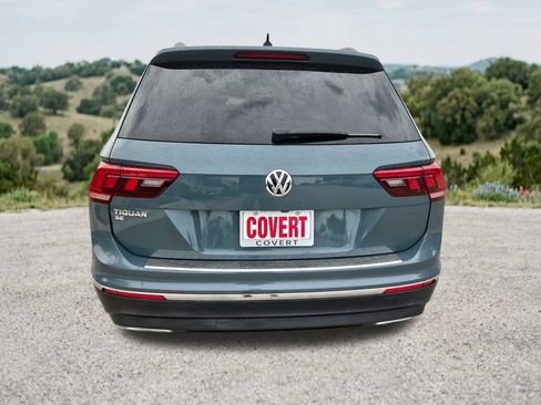 Used 2021 Volkswagen Tiguan SE FWD image 9
