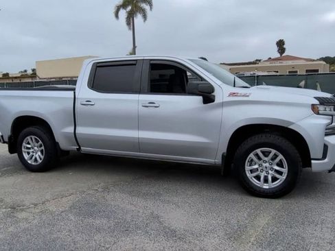 Used 2020 Chevrolet Silverado 1500 RST AWD/4WD image 3