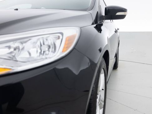Used 2013 Ford Focus SE FWD image 12