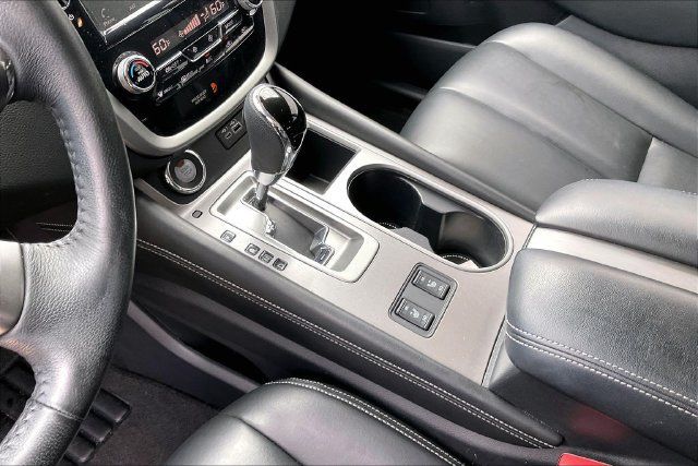Used 2023 Nissan Murano SV FWD image 17