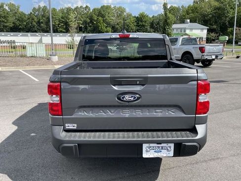 New 2025 Ford Maverick XL image 19
