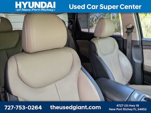 Certified 2023 Hyundai Santa Fe Limited image 6