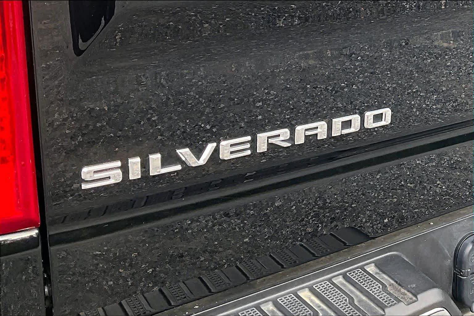Used 2026 Chevrolet Silverado 1500 LT AWD/4WD image 10