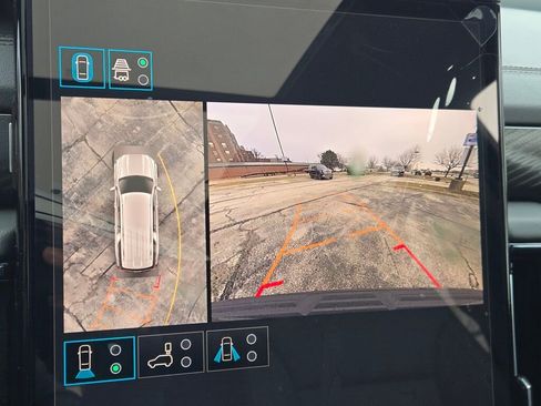 New 2026 GMC Yukon XL AT4 image 32