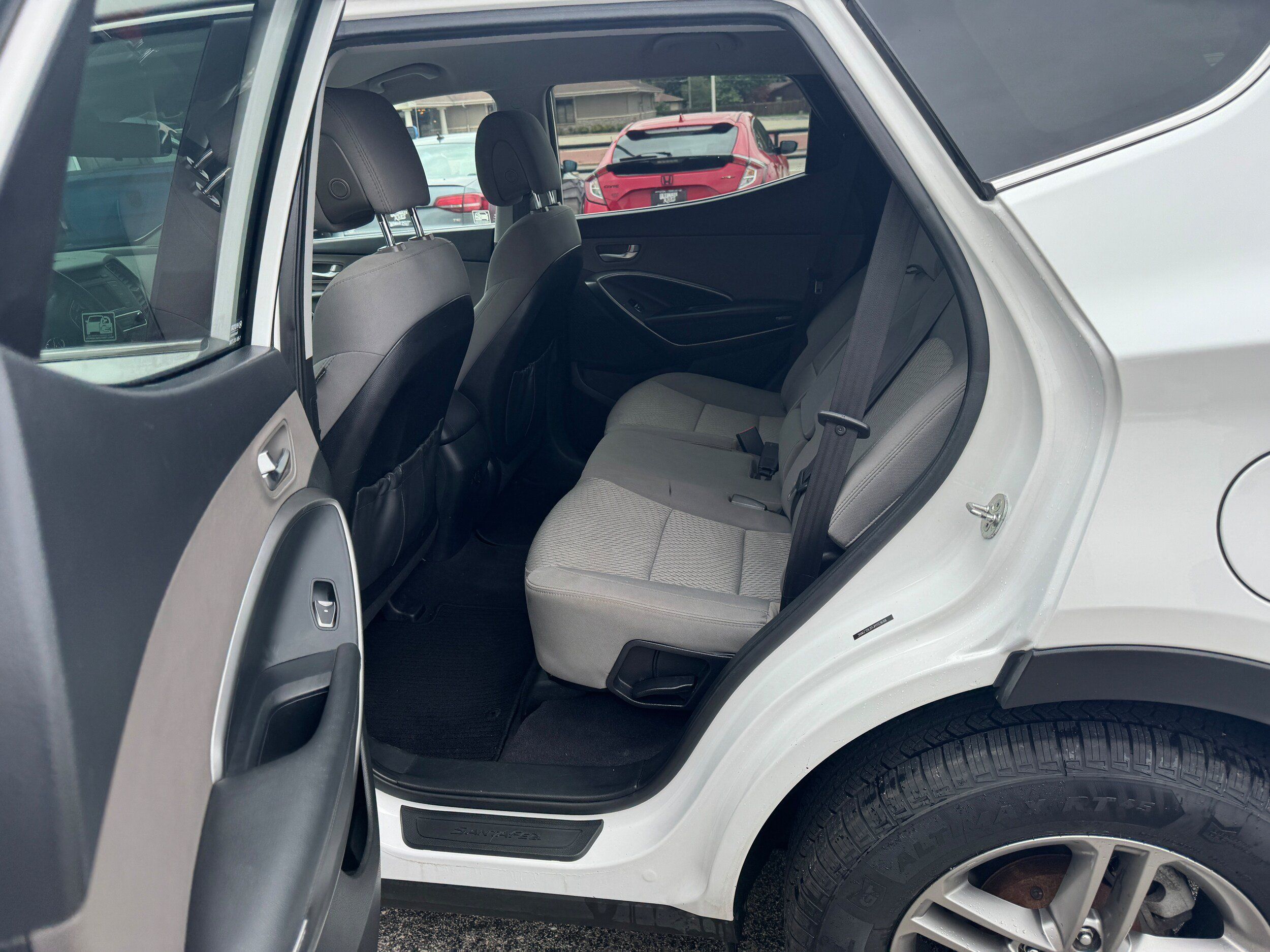 Used 2018 Hyundai Santa Fe Sport AWD/4WD image 5