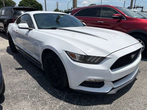 Used 2017 Ford Mustang Coupe RWD image 1