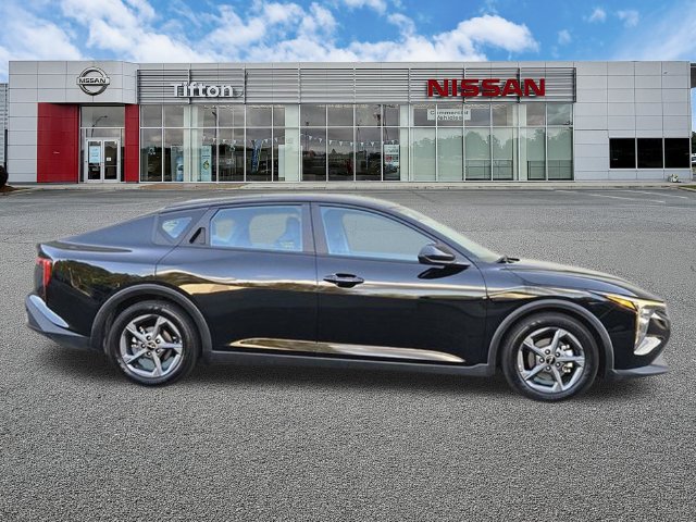 Used 2025 Kia K4 FWD image 3