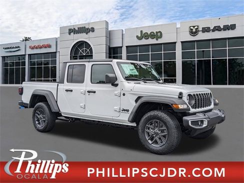 New 2025 Jeep Gladiator Sport image 1