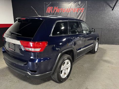 Used 2012 Jeep Grand Cherokee Laredo image 5