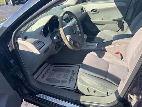 Used 2009 Chevrolet Malibu LS image 6