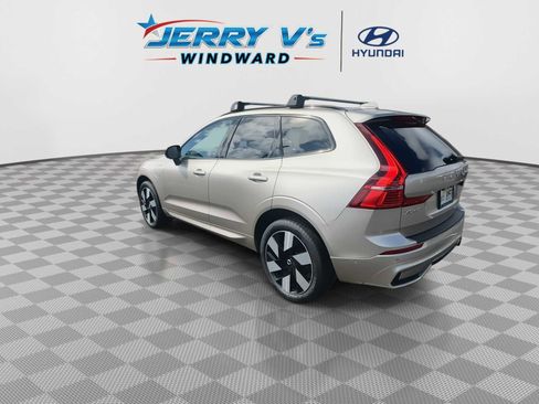 Used 2024 Volvo XC60 T8 Plus w/ Protection Package Premier image 6