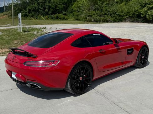 Used 2016 Mercedes-Benz AMG GT S image 3