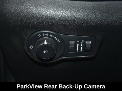 Used 2023 Jeep Compass High Altitude AWD/4WD image 12