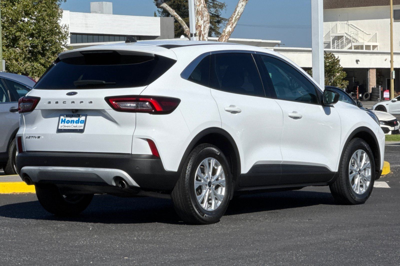 Used 2023 Ford Escape Active FWD image 9