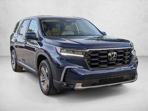 Used 2023 Honda Pilot EX-L image 3