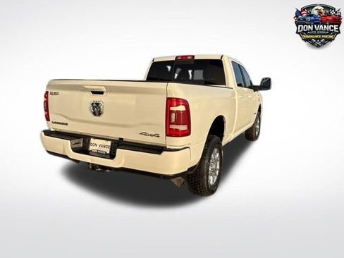 Used 2024 RAM 2500 Laramie AWD/4WD image 5