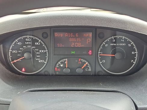 Used 2018 RAM ProMaster 2500 w/ Premium Appearance Group FWD image 21