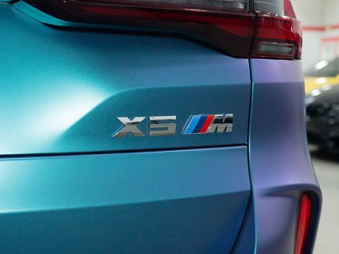 Used 2022 BMW X5 M w/ Executive Package image 9