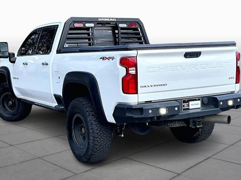 Used 2020 Chevrolet Silverado 2500 LTZ w/ Technology Package image 12