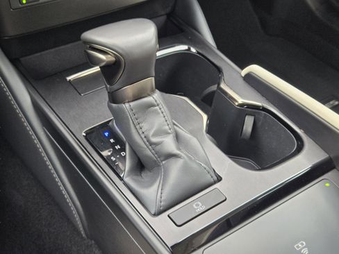 Certified 2025 Lexus ES 350 w/ Premium Package FWD image 19
