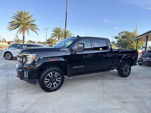 Used 2021 GMC Sierra 2500 AT4 w/ AT4 Premium Plus Package image 5