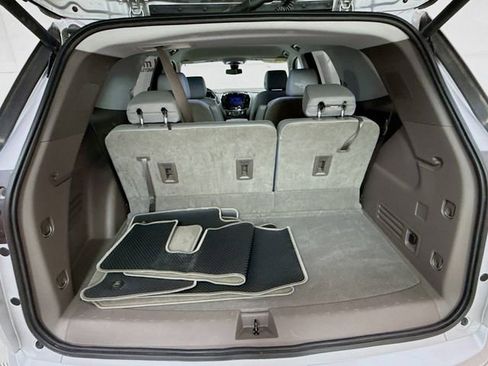 Used 2020 Chevrolet Traverse Premier image 27