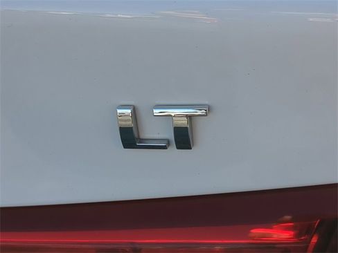 Used 2024 Chevrolet Malibu LT image 13