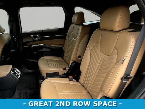 Used 2025 Kia Sorento SX Prestige w/ Olive Brown Leather Package AWD/4WD image 22
