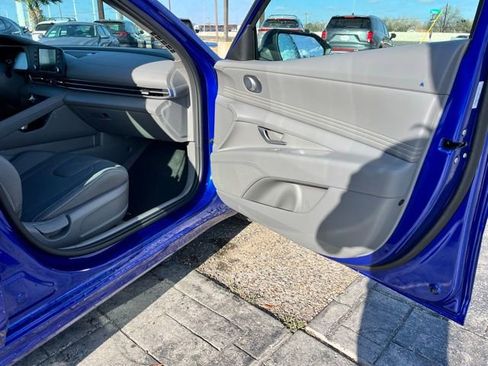 New 2026 Hyundai Elantra Sport FWD image 21