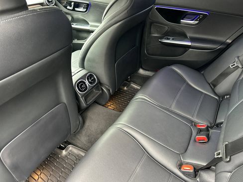 Used 2024 Mercedes-Benz C 300 4MATIC Sedan image 12