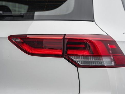 Used 2023 Volkswagen Golf 20th Anniversary Edition image 8