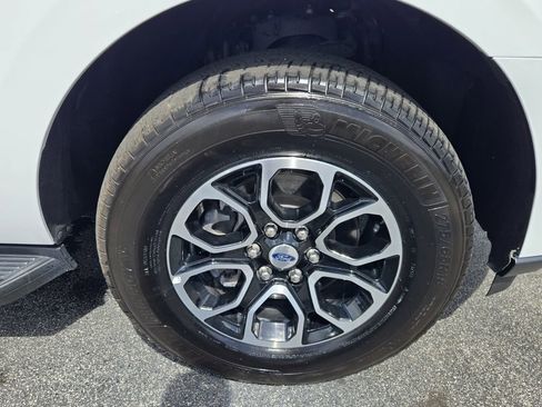 Used 2024 Ford Expedition Max XLT AWD/4WD image 17