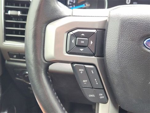 Used 2021 Ford Expedition XLT image 27