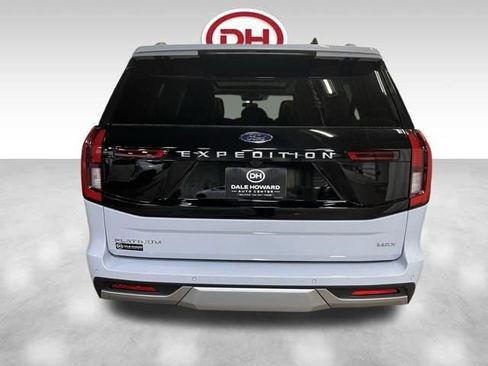 New 2026 Ford Expedition Max Platinum image 9
