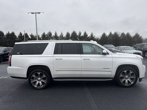 Used 2017 GMC Yukon XL Denali w/ Open Road Package image 10