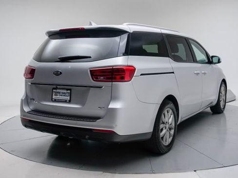 Used 2020 Kia Sedona EX FWD image 6