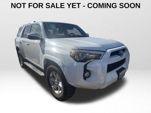 Used 2016 Toyota 4Runner 2WD image 1