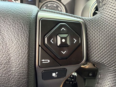 Used 2023 Toyota Tacoma SR5 w/ Technology Package AWD/4WD image 16