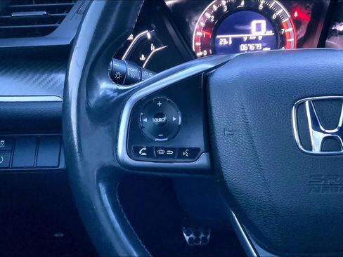 Used 2018 Honda Civic Sport image 23