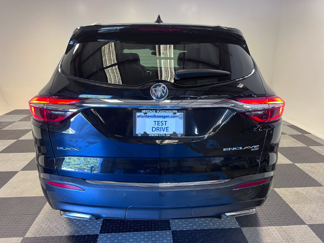 Used 2018 Buick Enclave Essence AWD/4WD image 4