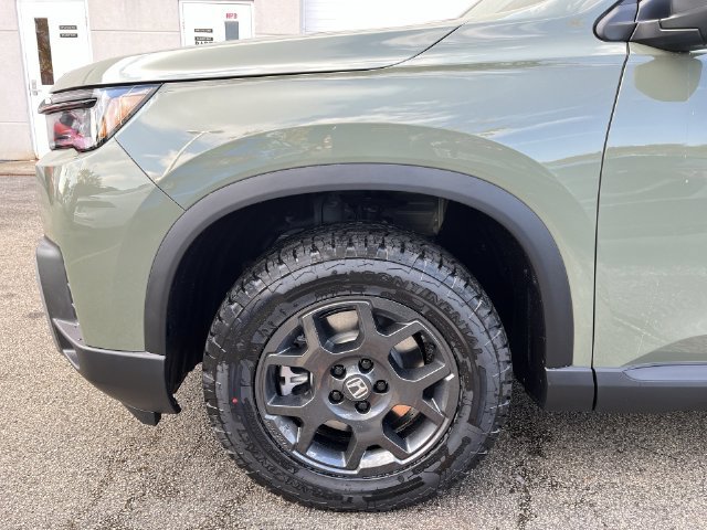 New 2026 Honda Pilot TrailSport image 28