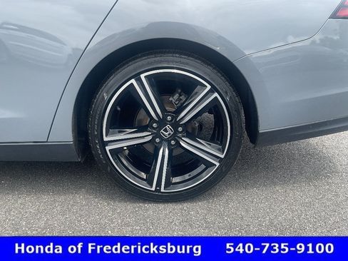 Used 2023 Honda Accord Sport image 10